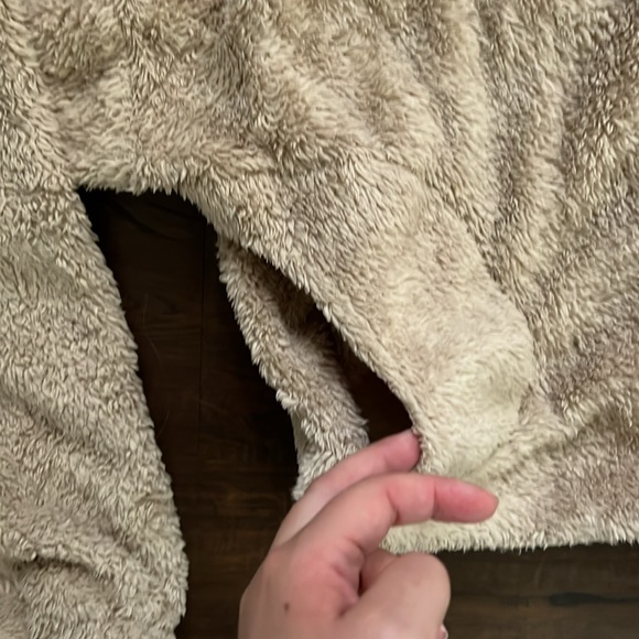 Cropped Teddy Jacket - Picture 4 of 6